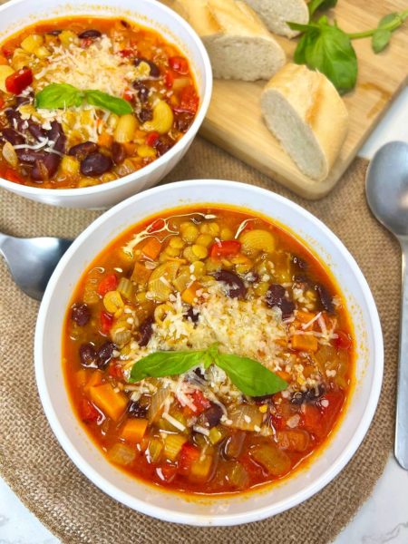 Heartiest Minestrone Vegetable and Noodle Soup Recipe