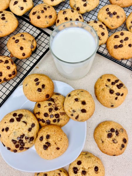 Simple Chocolate Chip Cookie Recipe for Kids of All Ages