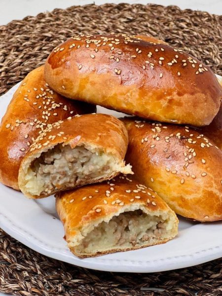 Pastries with meat filling & potatoes